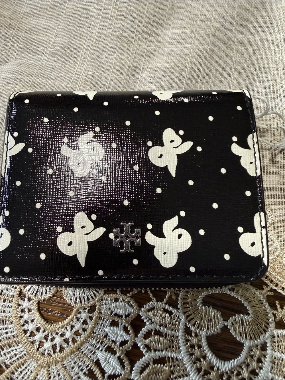 Tory Burch Black & White Bow Printed Leather Wallet